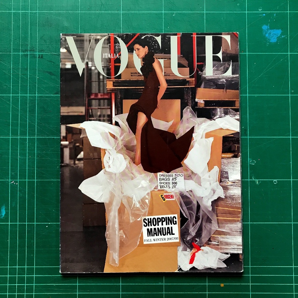 Vogue Italia Shopping Manual Aug 2007 magazine